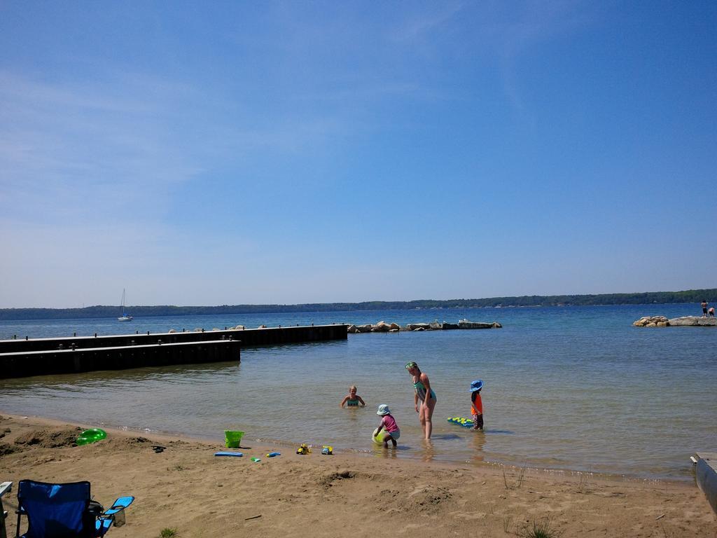 Bayshore Cottages ワイアトン エクステリア 写真